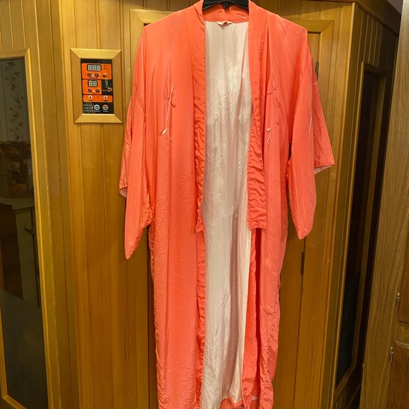 Vintage Japanese Kimono - Picture 4 of 14